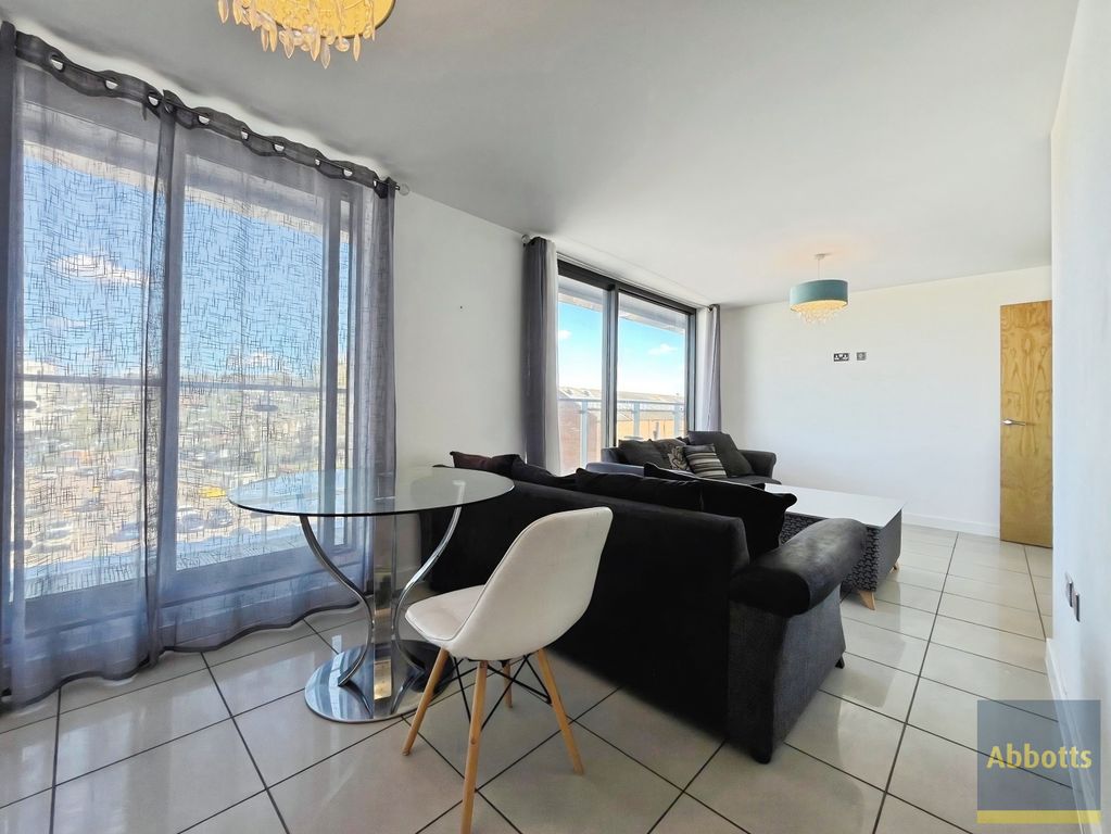 Property photo 3 of 8