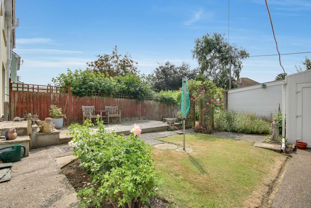 Property photo 2 of 18 Img_4959-Img_4961