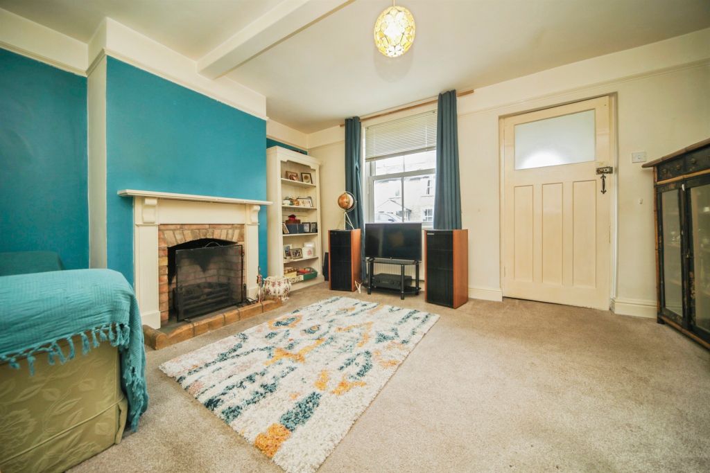 Property photo 3 of 13