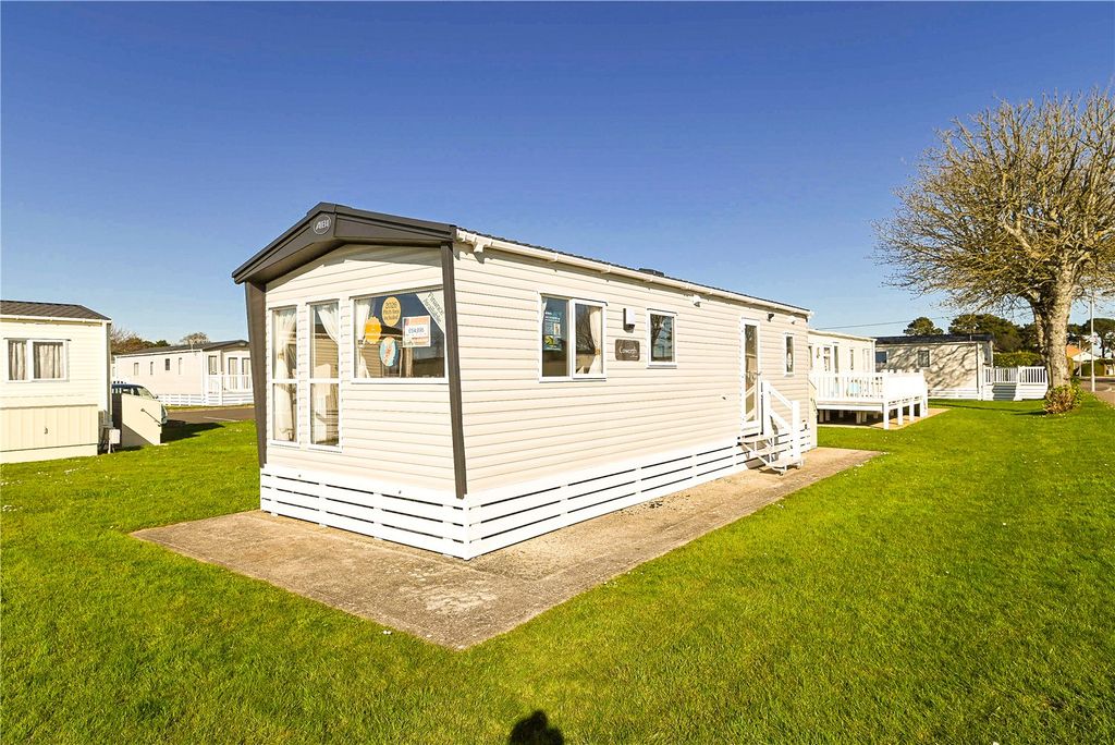 Property photo 1 of 15 Picture No. 17