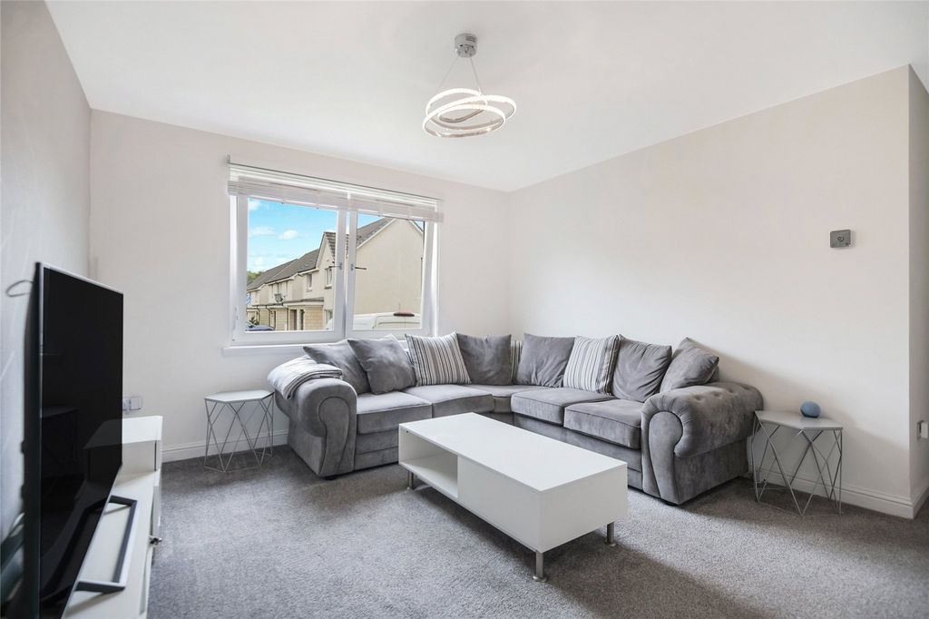 Property photo 2 of 15 2