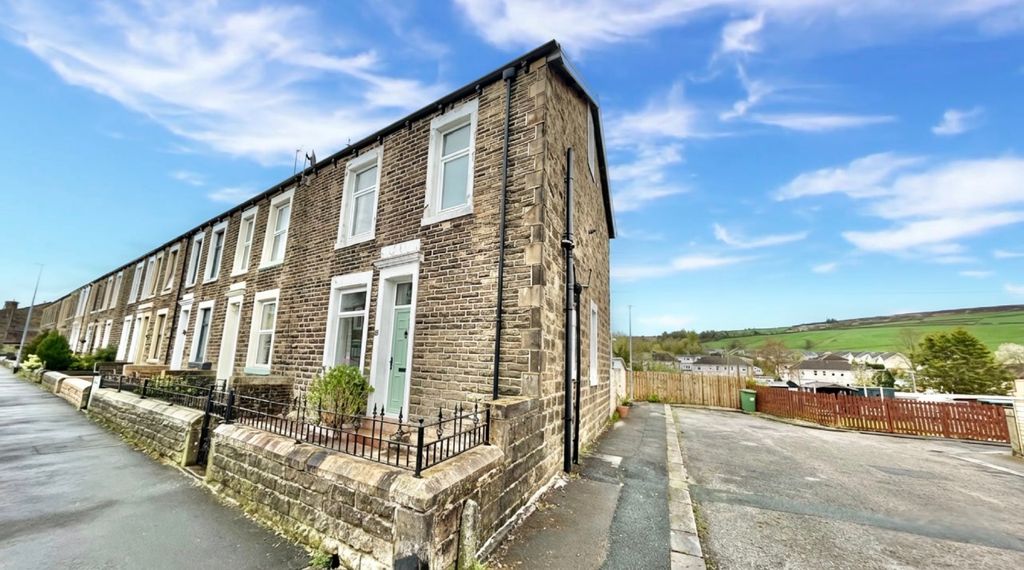 Property photo 1 of 28 Photo #1