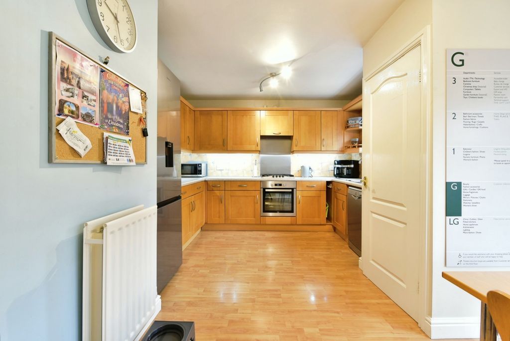 Property photo 2 of 24 Pbox-Img.Jpg