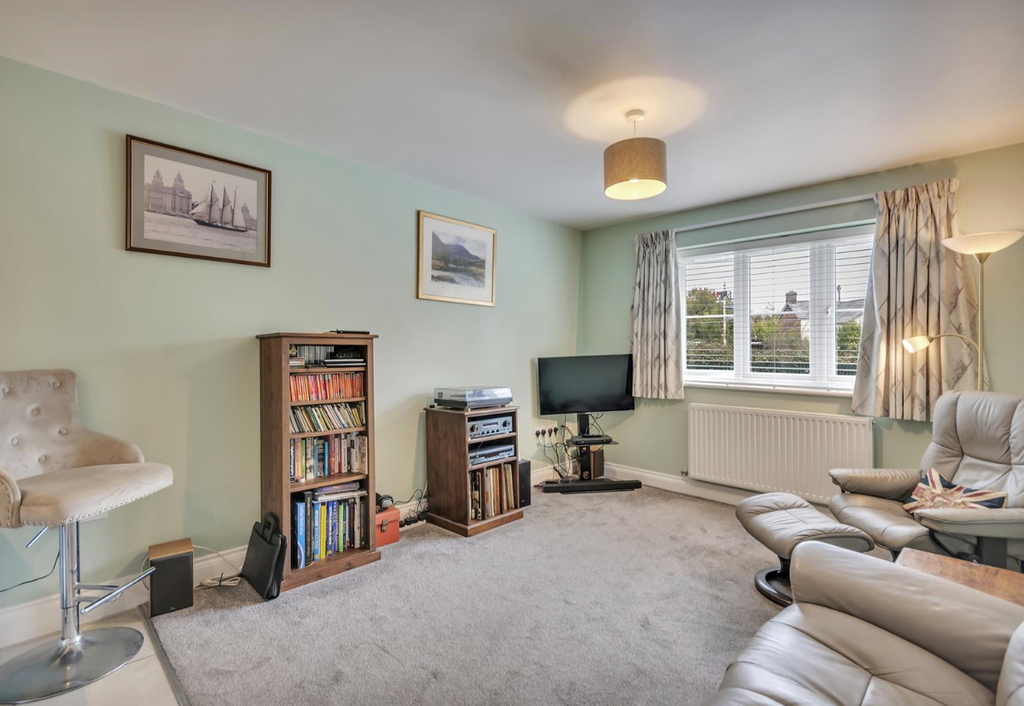 Property photo 3 of 7