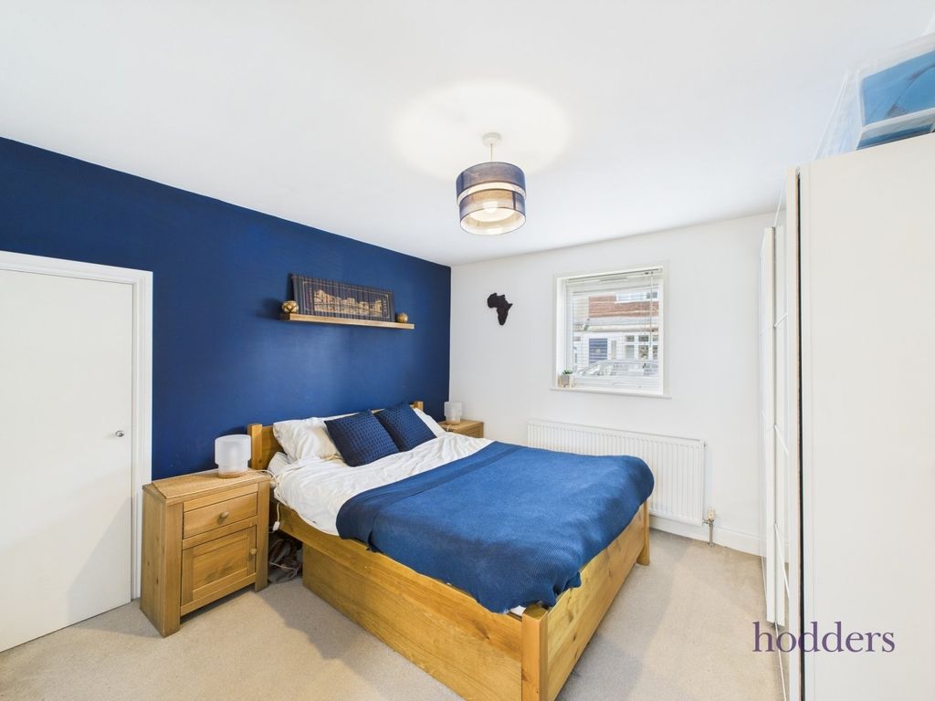 Additional image 5 of 1 bed maisonette to rentChapel Grove, Addlestone, Surrey KT15