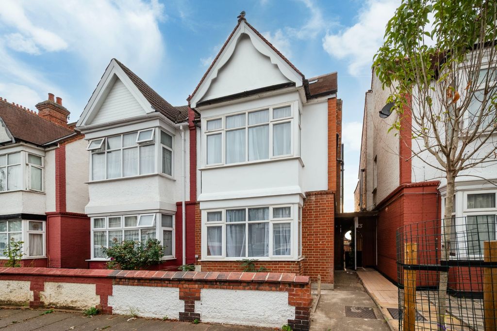 Property photo 1 of 16 5453762