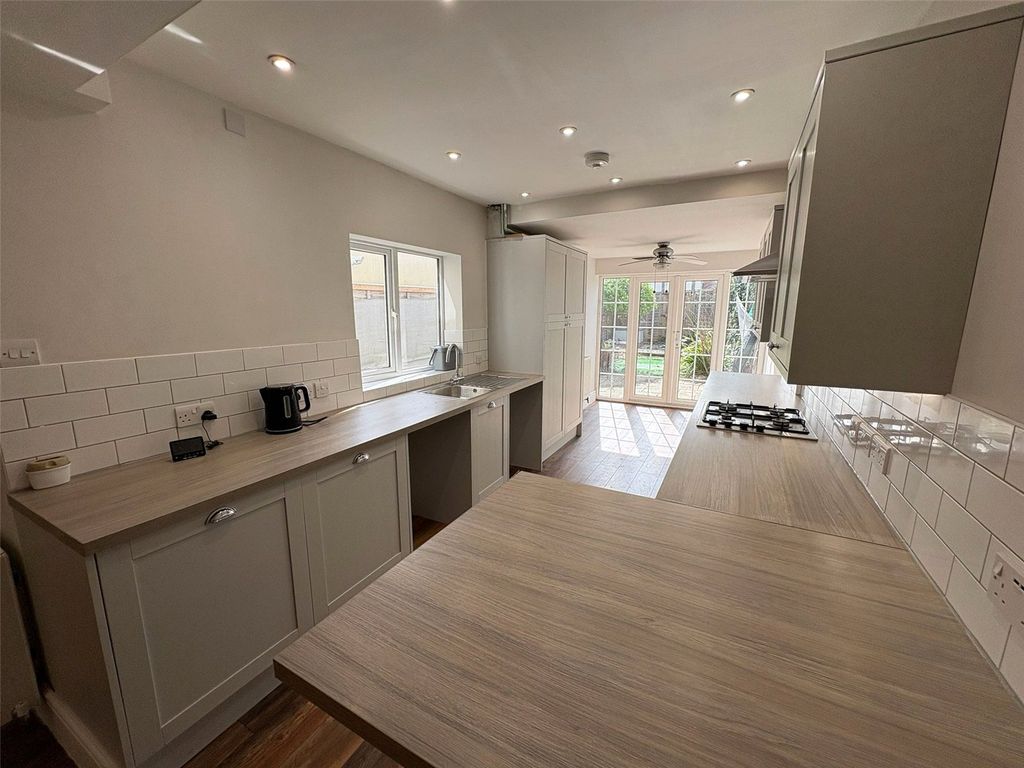 Property photo 2 of 26 Picture No. 07