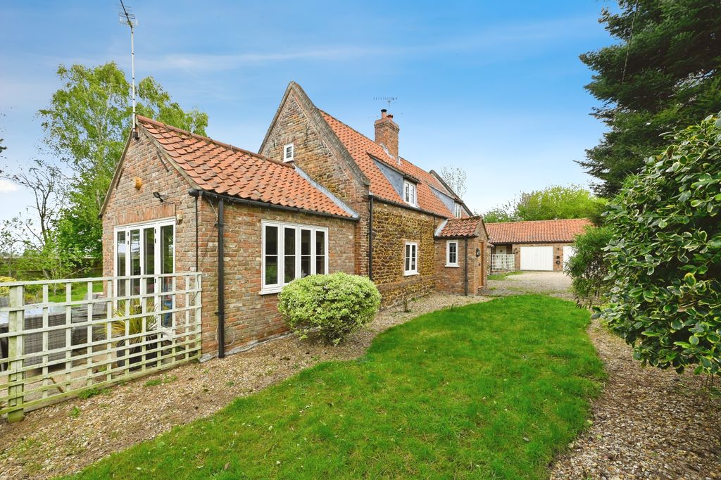 Property photo 2 of 23 14059