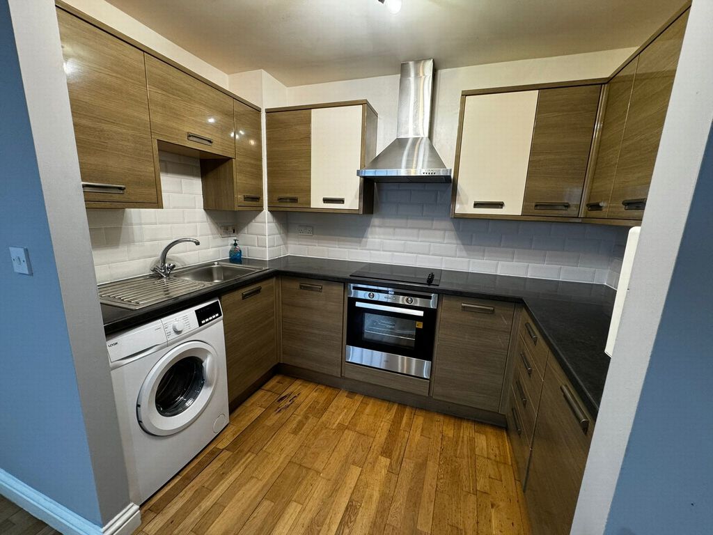 Property photo 3 of 5 Photo 3