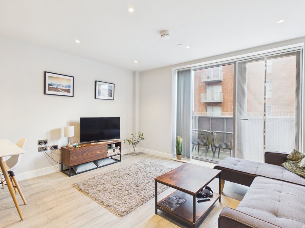 Property photo 2 of 9 Living Room