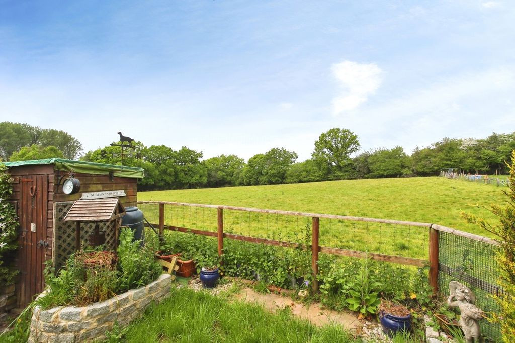 Property photo 3 of 14 Picture No. 26