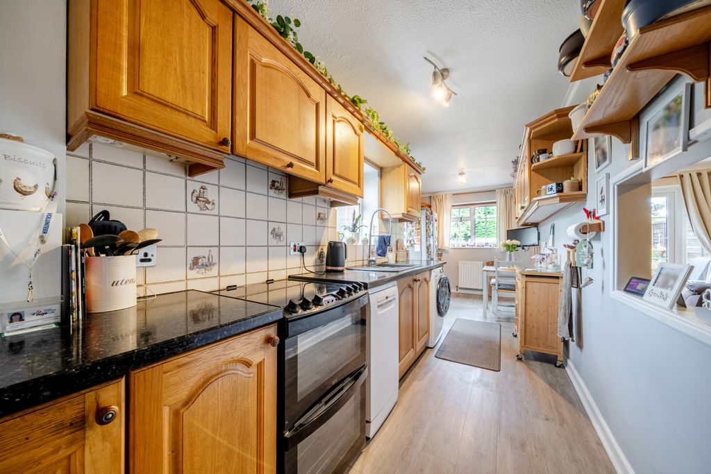 Property photo 3 of 20 1511418-13-6A8c4A...