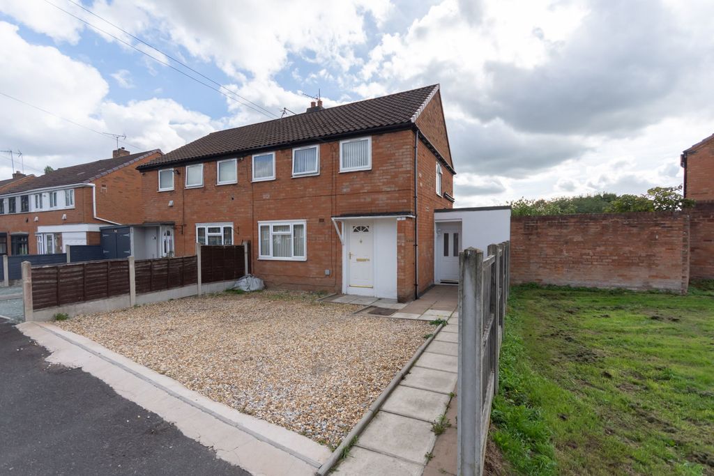 Property photo 1 of 34