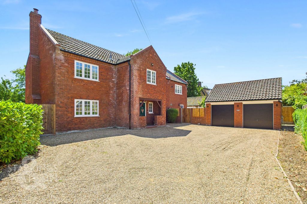 Property photo 1 of 28