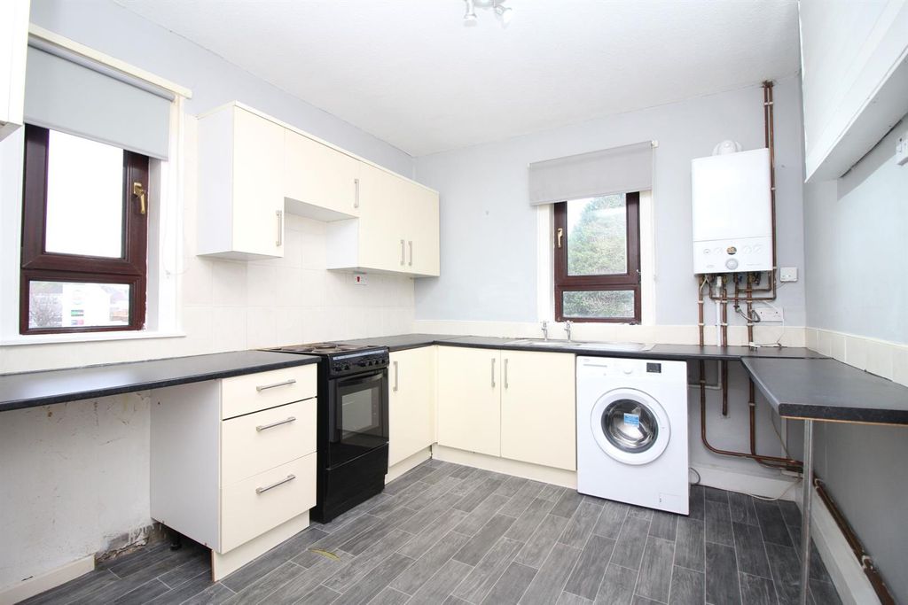 Property photo 3 of 16 5.Jpg