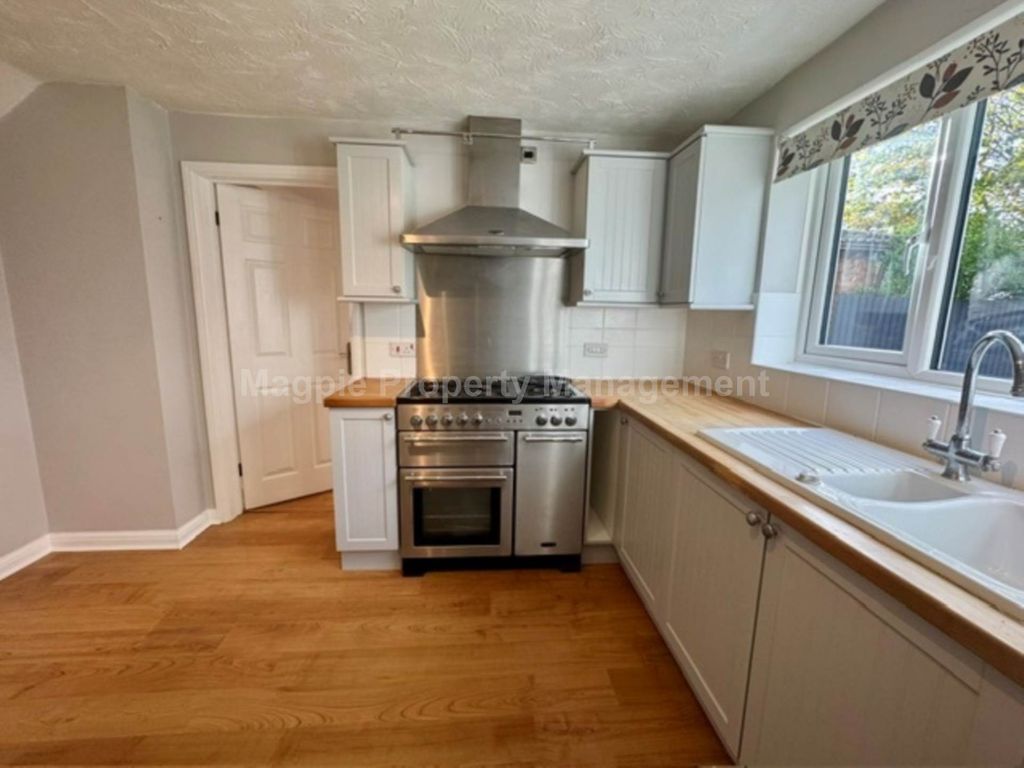 Property photo 3 of 29