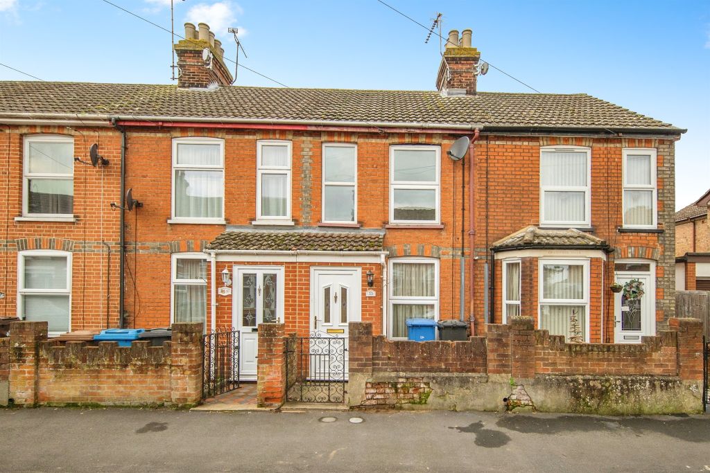 Property photo 3 of 12