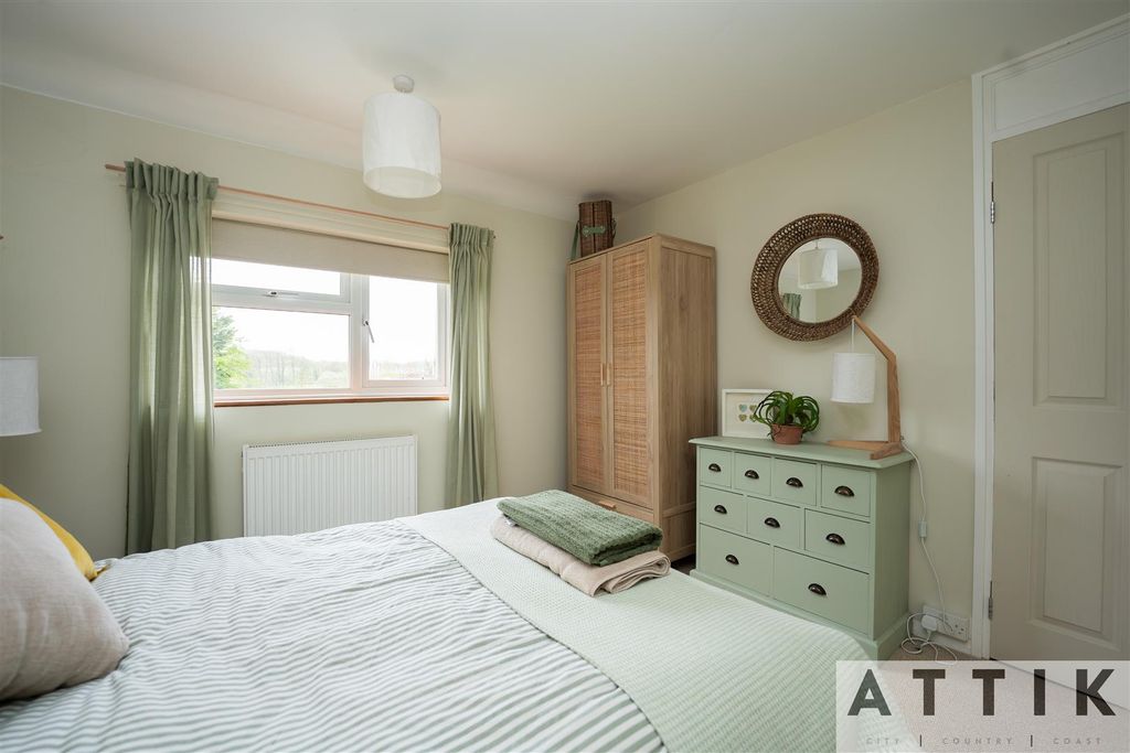 Additional image 32 of 4 bed semi-detached house for saleBedingfield Crescent, Halesworth IP19