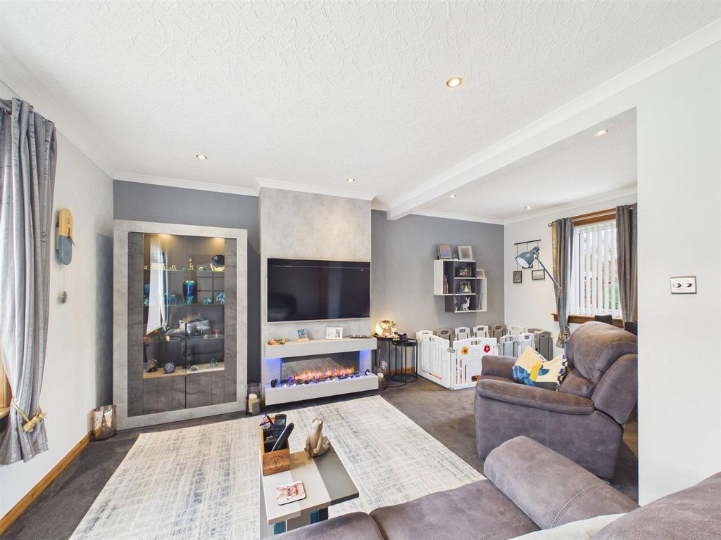 Property photo 2 of 16 4Ff45Dcdf58A490387Eb65c6B3F83220_95_Cam01486G0-Pr0