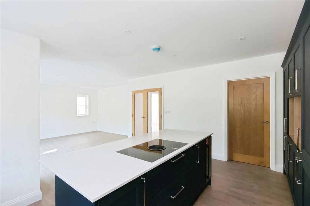 Property photo 3 of 26 Picture No. 60