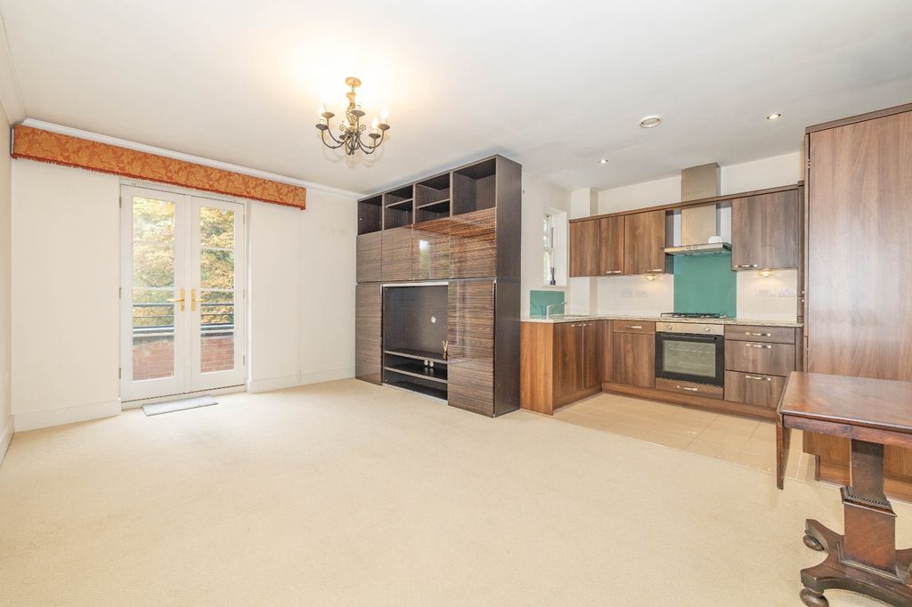 Property photo 2 of 11 Picture 2