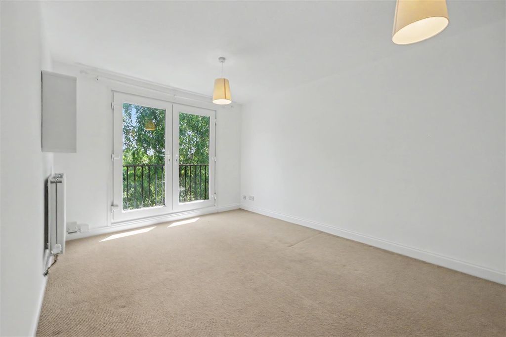 Property photo 2 of 10 Img_0736-Img_0740.Jpg