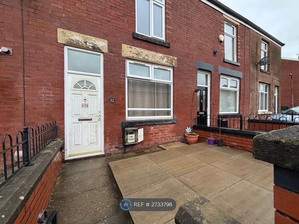 Property photo 2 of 11