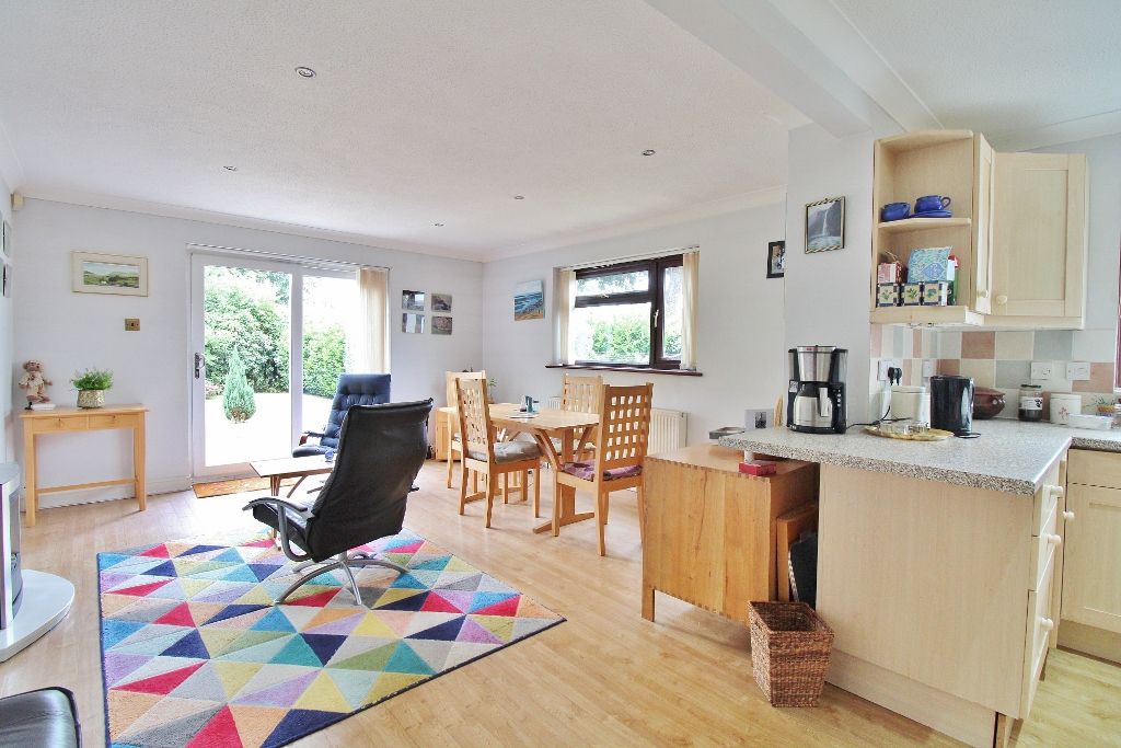 Property photo 2 of 34