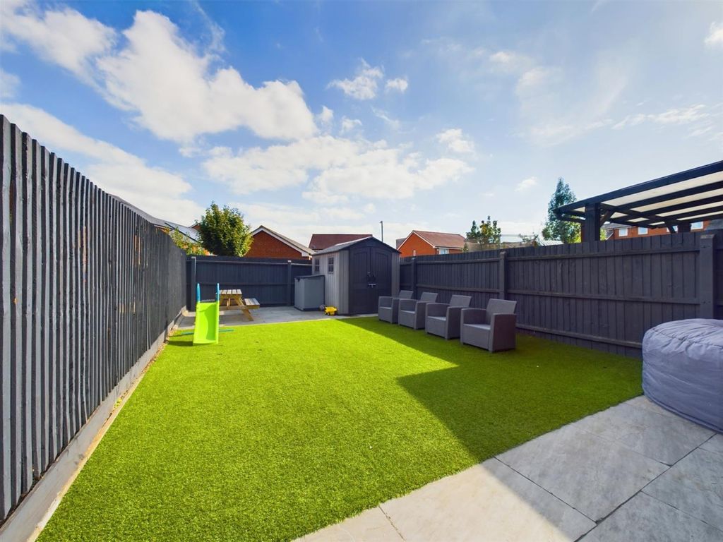 Property photo 2 of 14