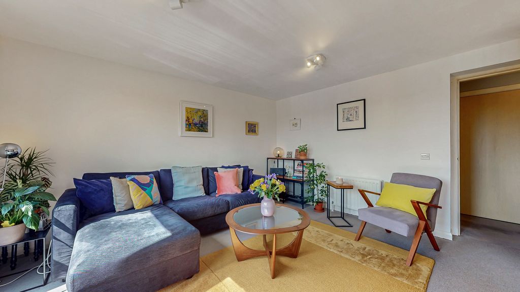 Property photo 3 of 21 20-Print-4 Harmsworth Street Flat 3.4_20