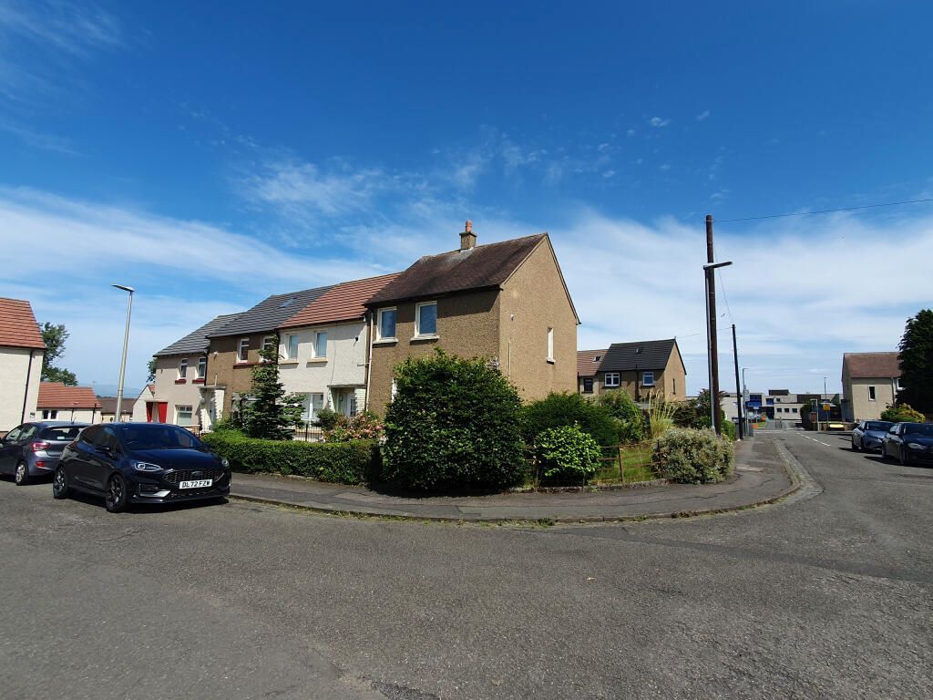 Property photo 2 of 11