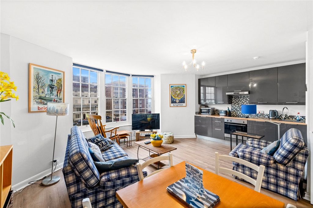 Property photo 2 of 14 Picture No. 07