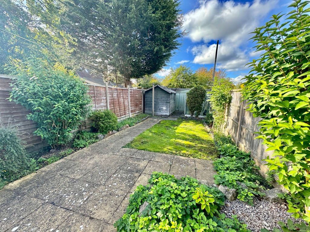 Property photo 2 of 18