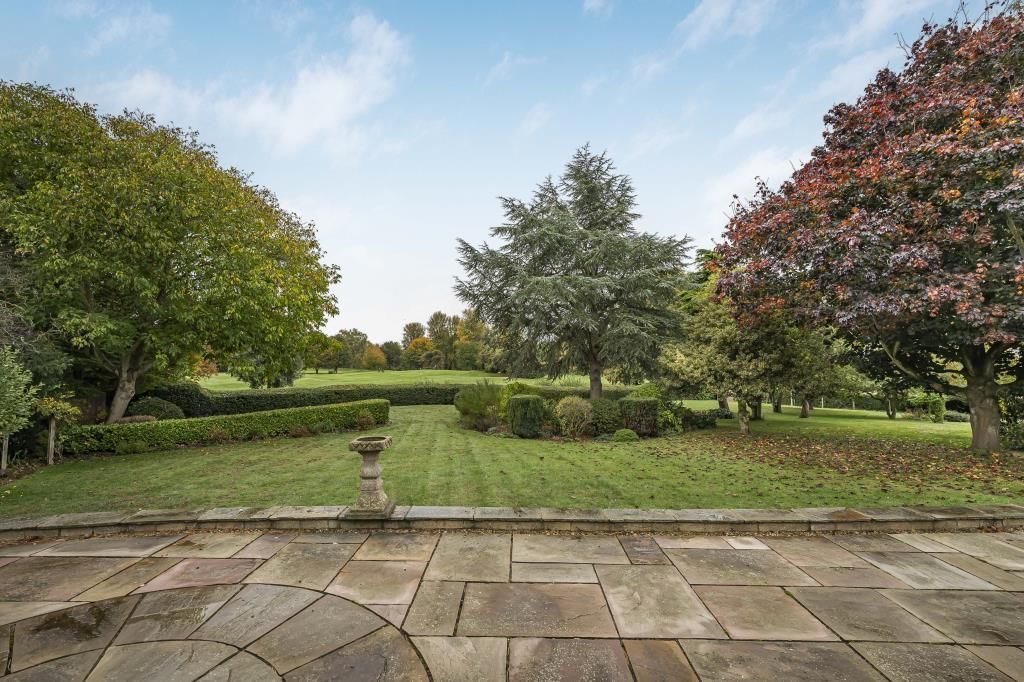 Property photo 2 of 35 30_65610.Jpg