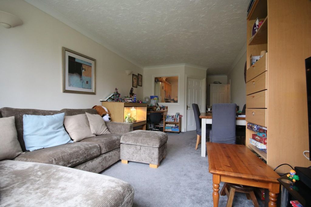 Property photo 3 of 11 Img_9476.Jpg
