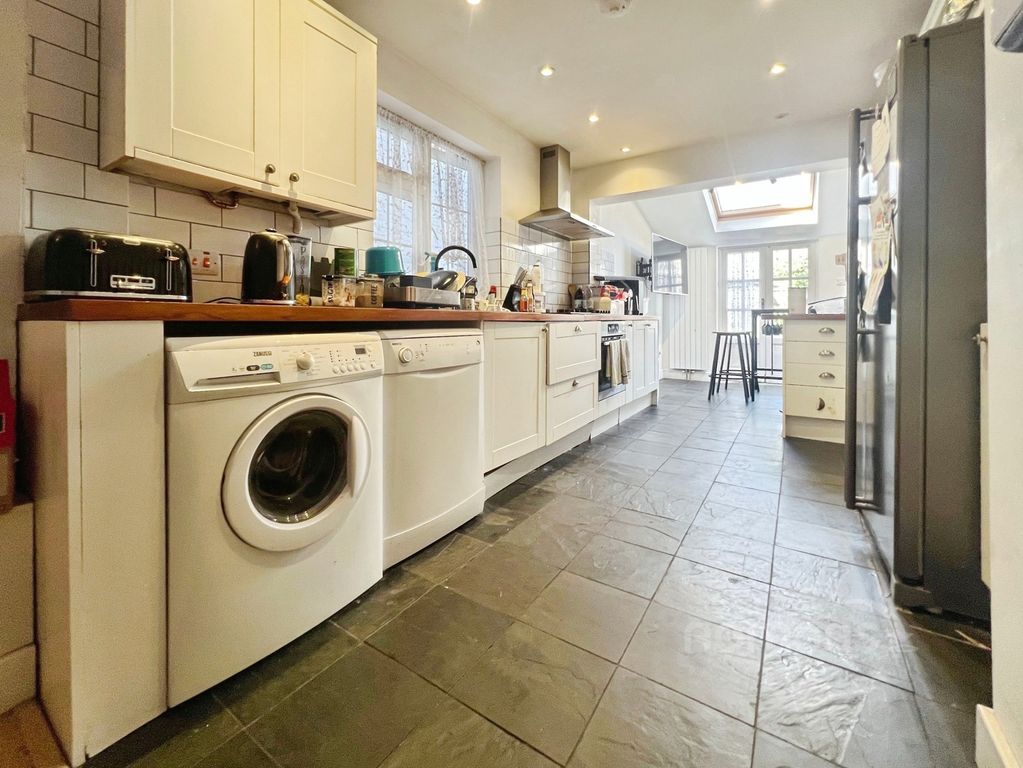 Property photo 3 of 21 Pbox-Img.Jpg