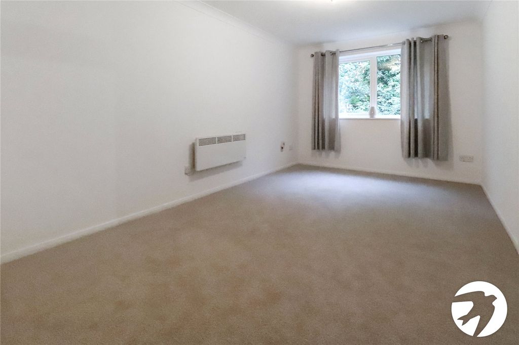 Property photo 3 of 10 Picture No. 02