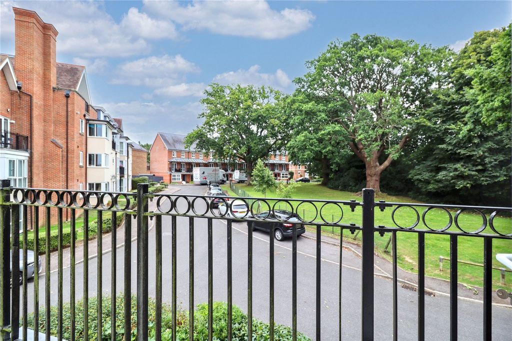 Property photo 2 of 16 Balcony