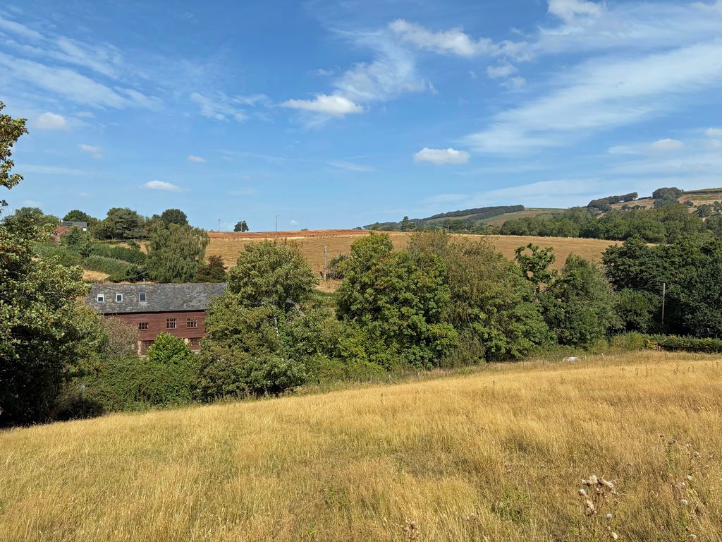 Property photo 2 of 30 Paddock