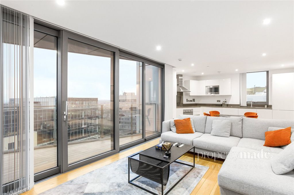 Property photo 3 of 20 Picture No. 14