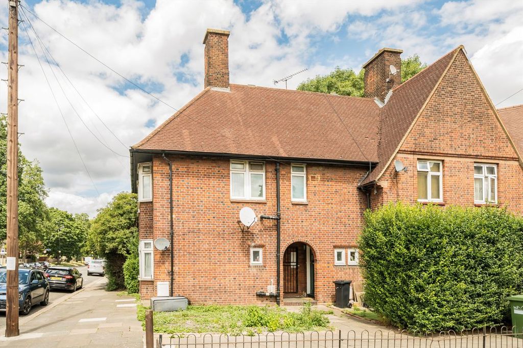 Property photo 1 of 8