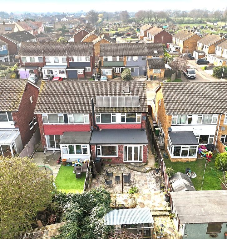 Property photo 3 of 19 Picture No. 05