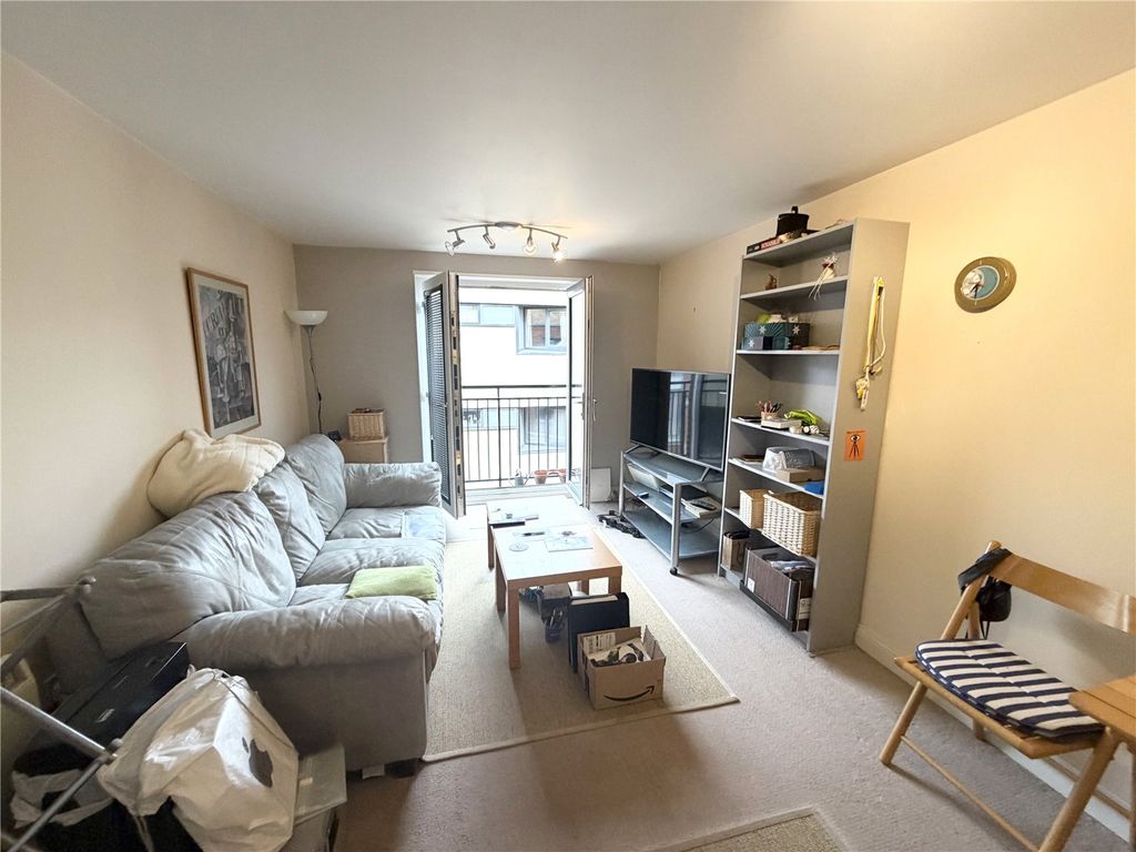 Property photo 3 of 8 Picture No. 03