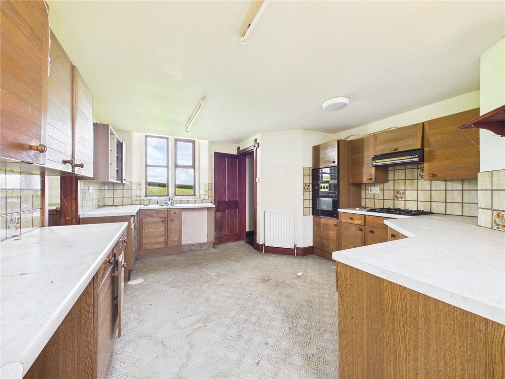 Property photo 3 of 11 Picture No. 04