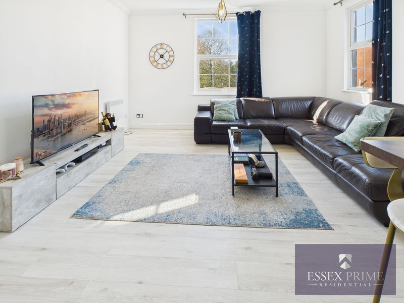 Property photo 3 of 26 Photo 14