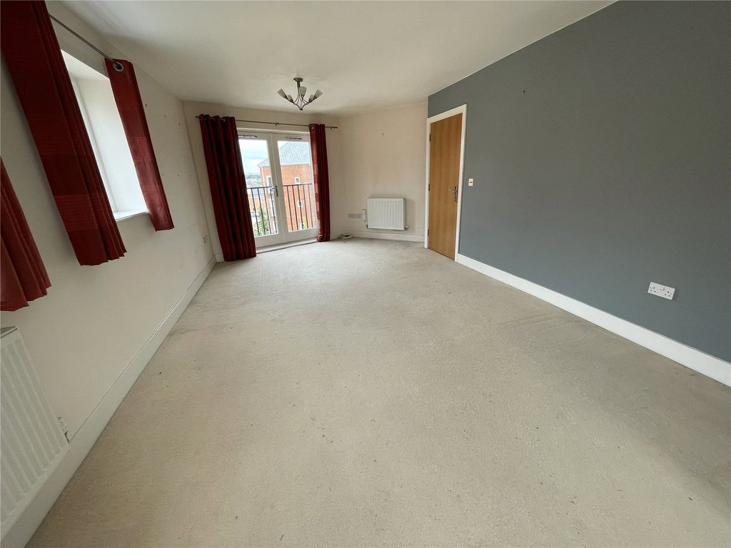 Property photo 2 of 8 Picture No. 02