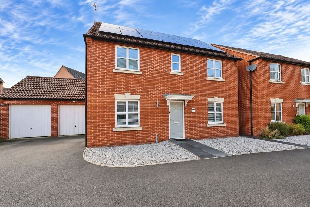 Property photo 1 of 19 5517200
