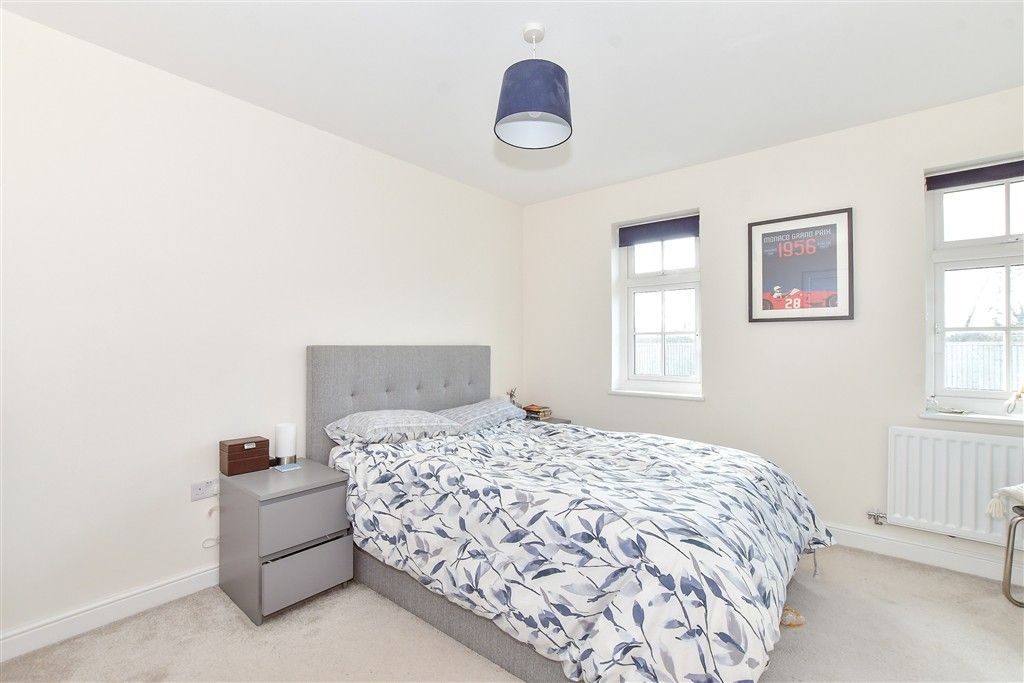 Property photo 3 of 11 Bedroom 1