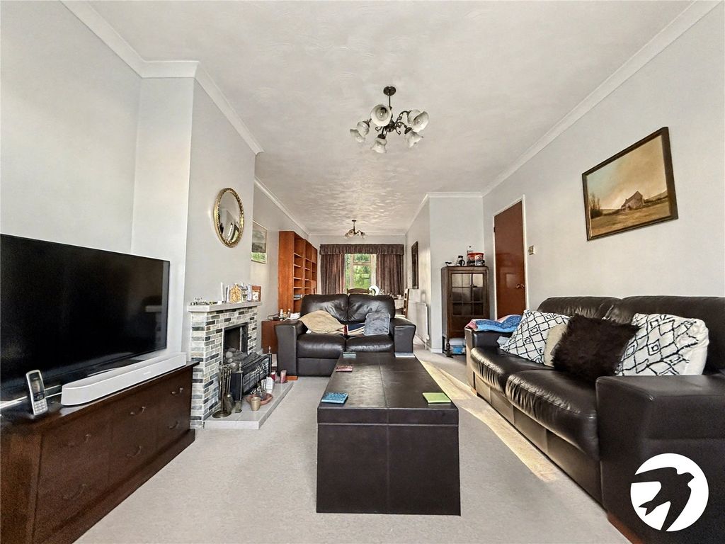 Property photo 3 of 19 Picture No. 03