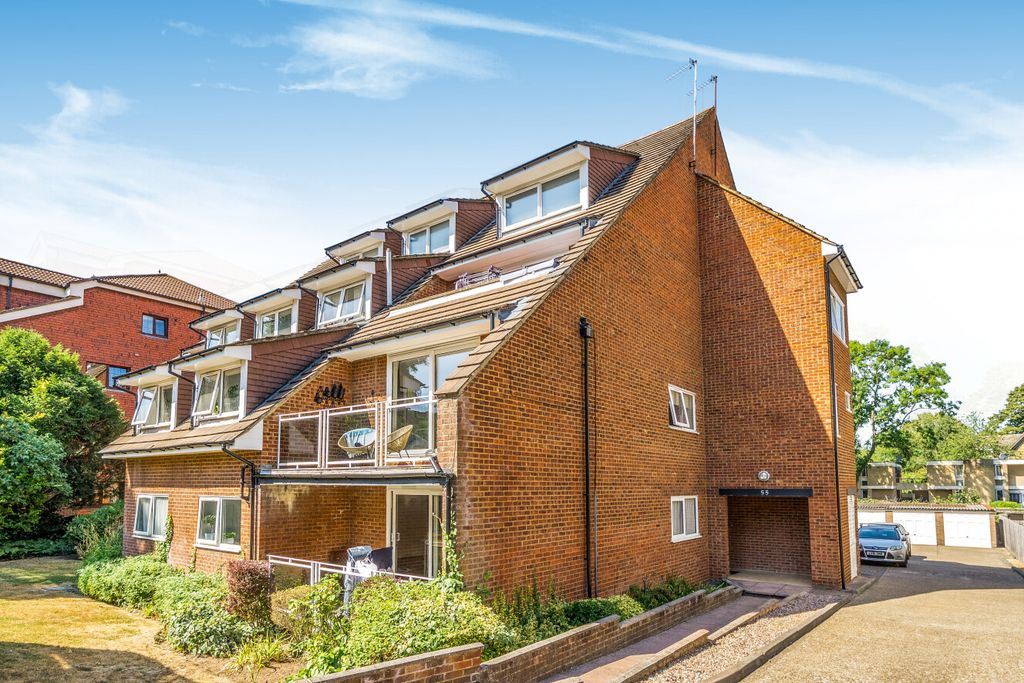 Property photo 1 of 15 1502258-16-6A7B6c...